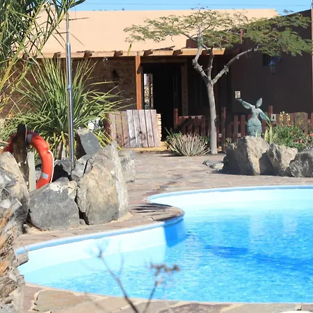 Feriehus Canary House With Heated Pool