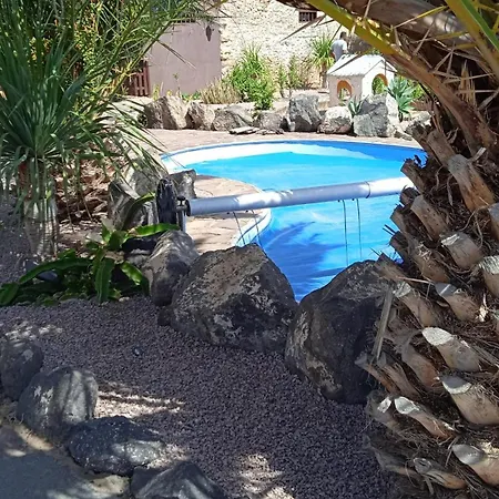 Canary House With Heated Pool *